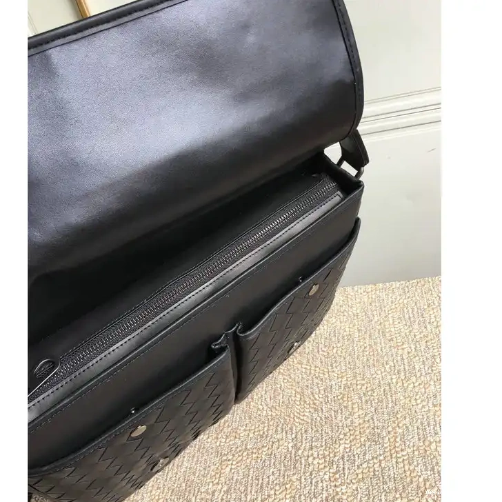 Official Brother Sam Bag 2112SF0073 Veneta Bottega 0705